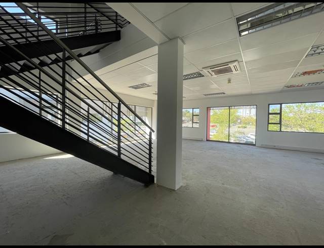 236M² RETAIL TO LET IN BRYANSTON